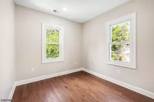 57 Glenwood Ave, Orange, NJ 07050 - Photo 17