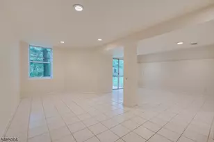 99 Castle Pointe Blvd, Piscataway Township, NJ 08854 - Photo 35