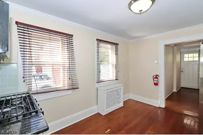 290 Essex St #1, Millburn, NJ 07041 - Photo 5