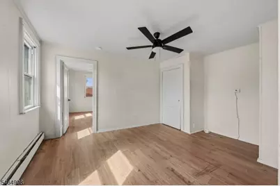 6 Oswald Pl, Union Township, NJ 07088 - Photo 11