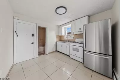 6 Oswald Pl, Union Township, NJ 07088 - Photo 5