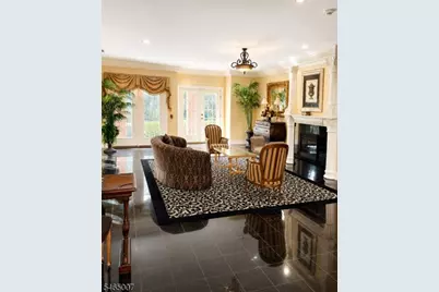 80-107 Ridgewood Rd #107, Washington Township, NJ 07676 - Photo 17