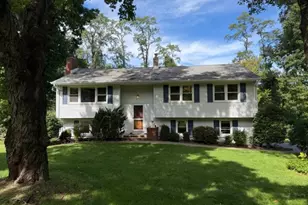 7 Valleyview Rd, Chester, NJ 07930 - Photo 1