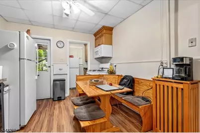 677 Willow Ave, Garwood, NJ 07027 - Photo 17