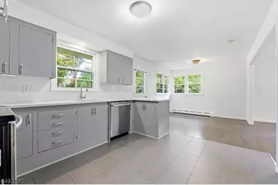 50 Hunters Ln, Sparta Township, NJ 07871 - Photo 15