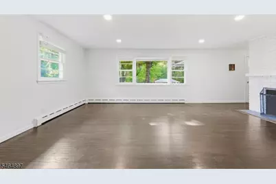 50 Hunters Ln, Sparta Township, NJ 07871 - Photo 7