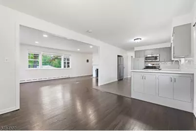 50 Hunters Ln, Sparta Township, NJ 07871 - Photo 11