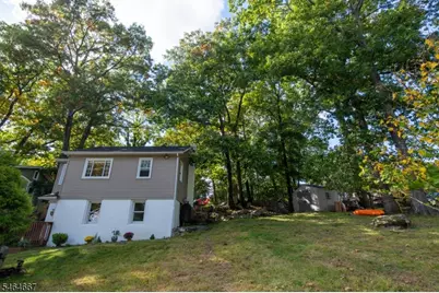 36 Stevens Trl, Hopatcong, NJ 07843 - Photo 29