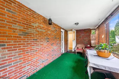 95 Eyland Ave, Roxbury Township, NJ 07876 - Photo 11