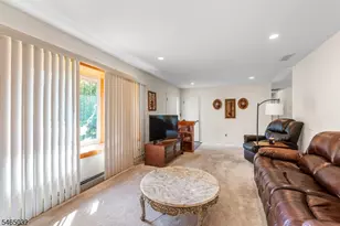 95 Eyland Ave, Roxbury Township, NJ 07876 - Photo 5