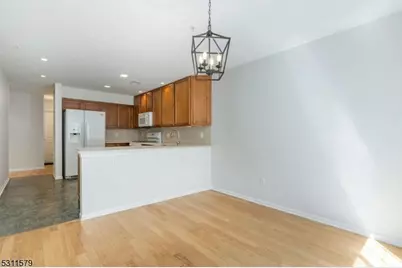 203 Riveredge Dr, Chatham Township, NJ 07928 - Photo 9