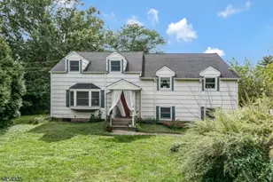 429 Foothill Rd, Bridgewater, NJ 08807 - Photo 3