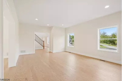107 Beaver Run Rd, Hardyston Township, NJ 07419 - Photo 5