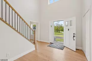 107 Beaver Run Rd, Hardyston Township, NJ 07419 - Photo 5