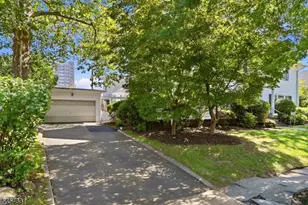 415 Ridge St, Newark, NJ 07104 - Photo 23