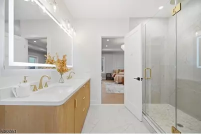 123 Forest Ave, Berkeley Heights Township, NJ 07922 - Photo 21