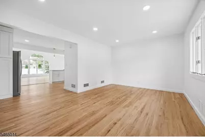 52 Huemmer Ter, Clifton, NJ 07013 - Photo 7