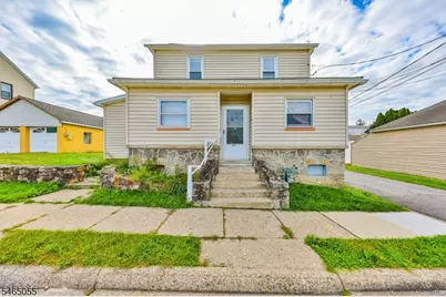 444 James St #C, Phillipsburg, NJ 08865 - Photo 1