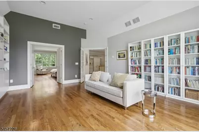 41 Van Cortland Way, Bernards Township, NJ 07920 - Photo 15