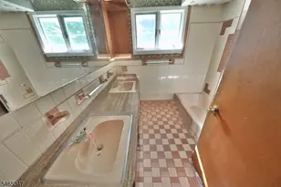 9 Brantwood Estates, Mansfield Township, NJ 07840 - Photo 25