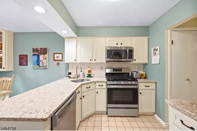 65 Independence Way, Morris Township, NJ 07960 - Photo 11