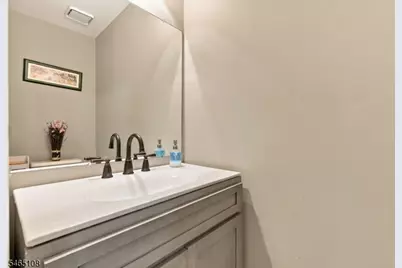 148 Abbot Ct, Piscataway Township, NJ 08854 - Photo 15
