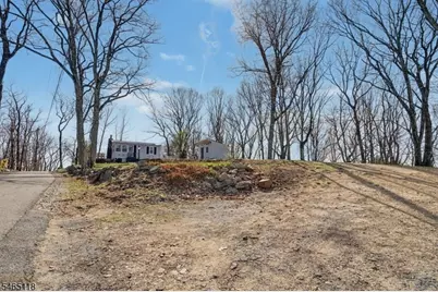 10 Berton Rd, Boonton Township, NJ 07005 - Photo 17