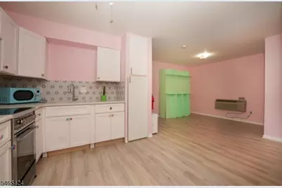15 Forest St #11, Montclair, NJ 07042 - Photo 5