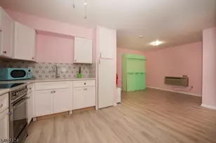 15 Forest St, Montclair, NJ 07042 - Photo 5