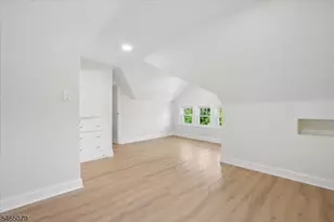 20 Undercliff Rd, Millburn, NJ 07041 - Photo 23