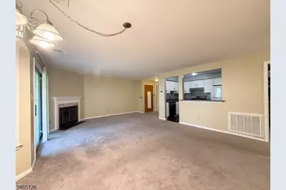 112 Lowell Ct, West Windsor Township, NJ 08540 - Photo 9