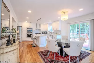6 Fountain Dr, Franklin Township, NJ 08873 - Photo 17