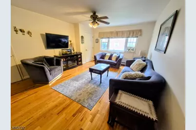1261A Valley Rd, Wayne, NJ 07470 - Photo 9