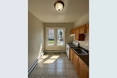 326 Field Pl #2L, Hillside, NJ 07205 - Photo 7
