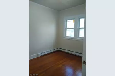 326 Field Pl #2L, Hillside, NJ 07205 - Photo 11