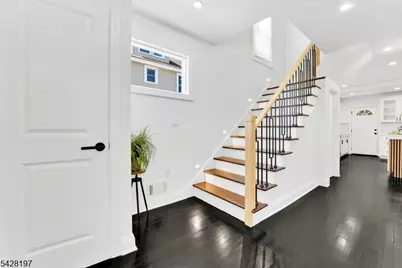 532 Main St, Old Bridge Township, NJ 08879 - Photo 5