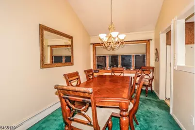 97 Sterling Dr, Woodbridge Township, NJ 07067 - Photo 9