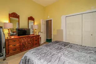 97 Sterling Dr, Woodbridge Township, NJ 07067 - Photo 21