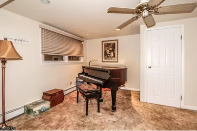 97 Sterling Dr, Woodbridge Township, NJ 07067 - Photo 17