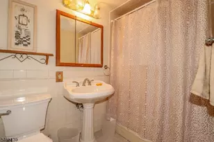 97 Sterling Dr, Woodbridge Township, NJ 07067 - Photo 19