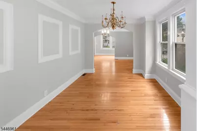 521 E Blancke St, Linden, NJ 07036 - Photo 5