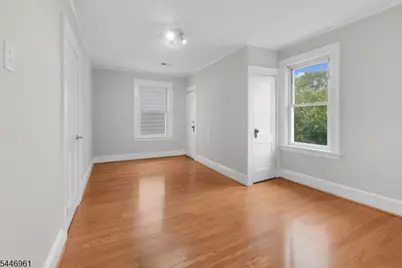521 E Blancke St, Linden, NJ 07036 - Photo 13