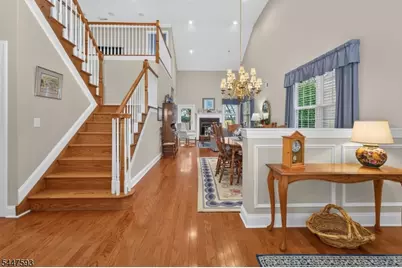 87 Saratoga Ct, Franklin Township, NJ 08873 - Photo 5