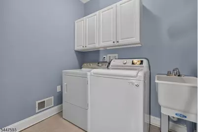87 Saratoga Ct, Franklin Township, NJ 08873 - Photo 23