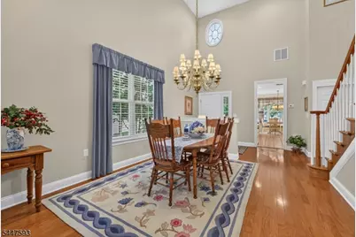 87 Saratoga Ct, Franklin Township, NJ 08873 - Photo 11