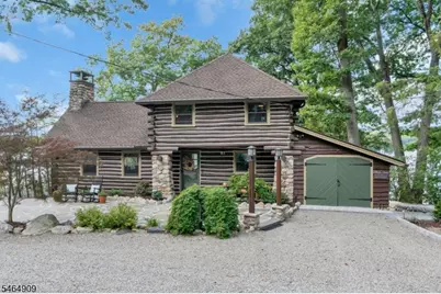 141 New Jersey Ave, Jefferson Township, NJ 07849 - Photo 3