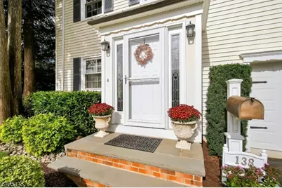 138 Palisade Rd, Linden, NJ 07036 - Photo 3