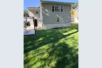 21 Tobyhanna Trl, Hopatcong, NJ 07843 - Photo 13