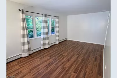 21 Tobyhanna Trl, Hopatcong, NJ 07843 - Photo 15