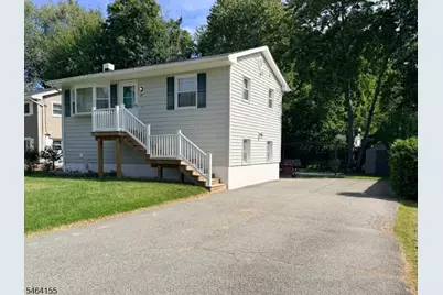 21 Tobyhanna Trl, Hopatcong, NJ 07843 - Photo 1